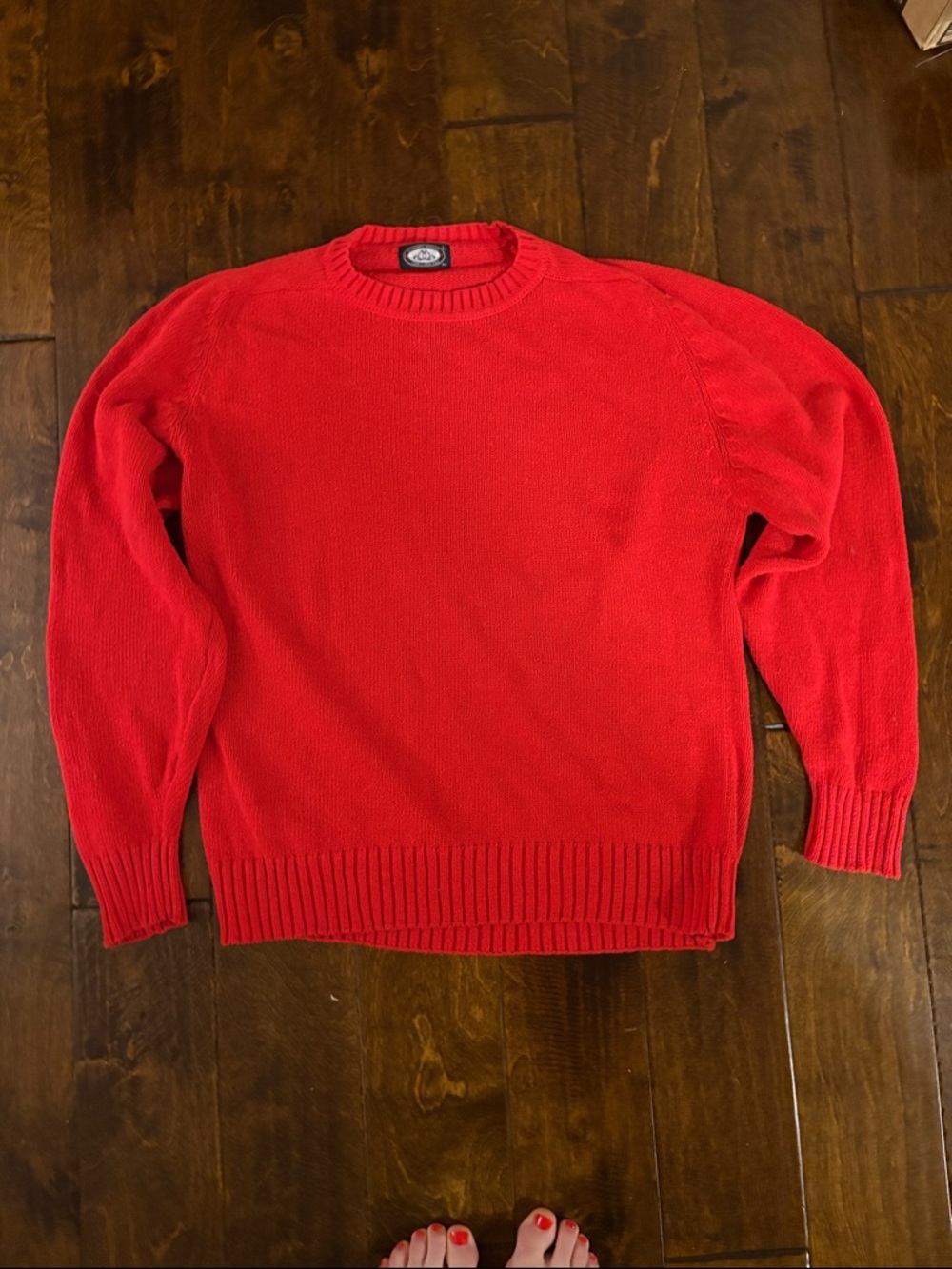 Classic Men's Crewneck Sweater in cherry red 100% cotton, vintage